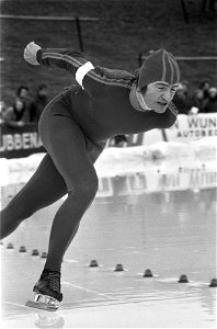 Piet Kleine in actie, Bestanddeelnr 926-9368