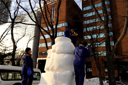 Misawa sailors begin USS Constitution snow sculpture 150131-N-EC644-004