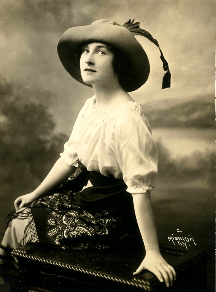 Maggie Teyte, opera singer (SAYRE 9755)