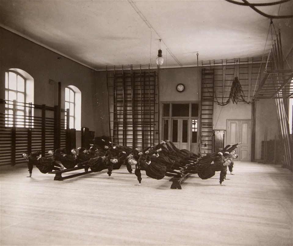 Linggymnastik Gymnastiska Centralinstitutet Stockholm ca 1900 0103
