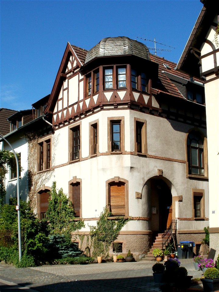 20110520Puccinistr15_St_Arnual1