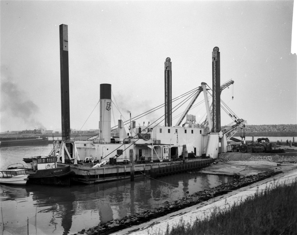 Persexcursie naar Havenmond van IJmuiden, Bestanddeelnr 913-0076