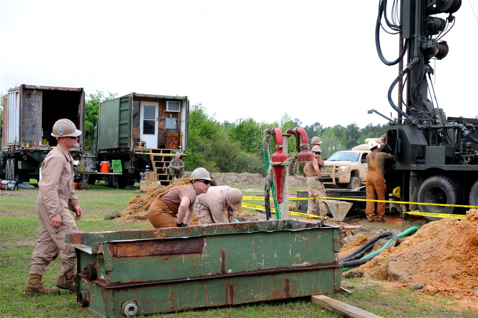 NMCB 11 water well training 130409-N-UH337-037