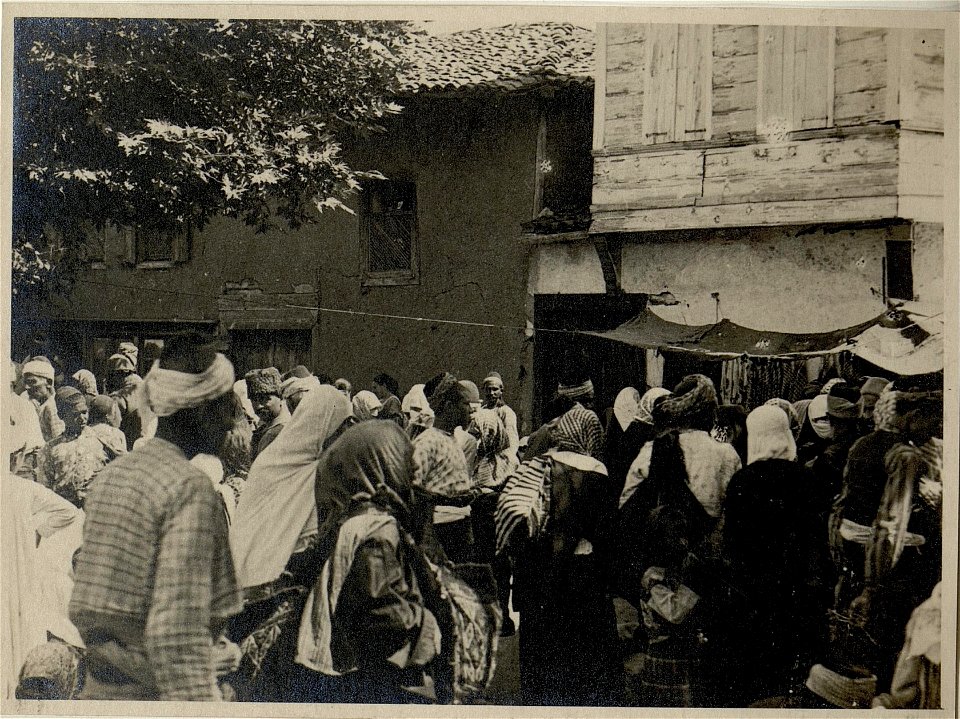 Marktszene, Wochenmarkt Esine. (BildID 15546220)