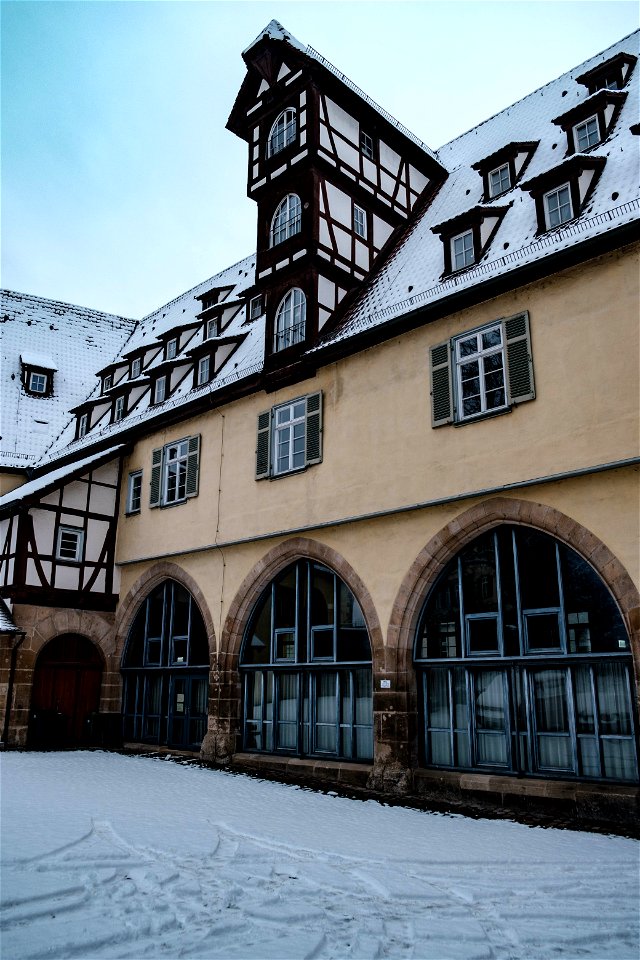 Pfleghof-mit-Schnee