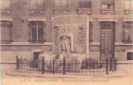 L.P . 4 – Armentières – Monument Ernest Deceuninck vº