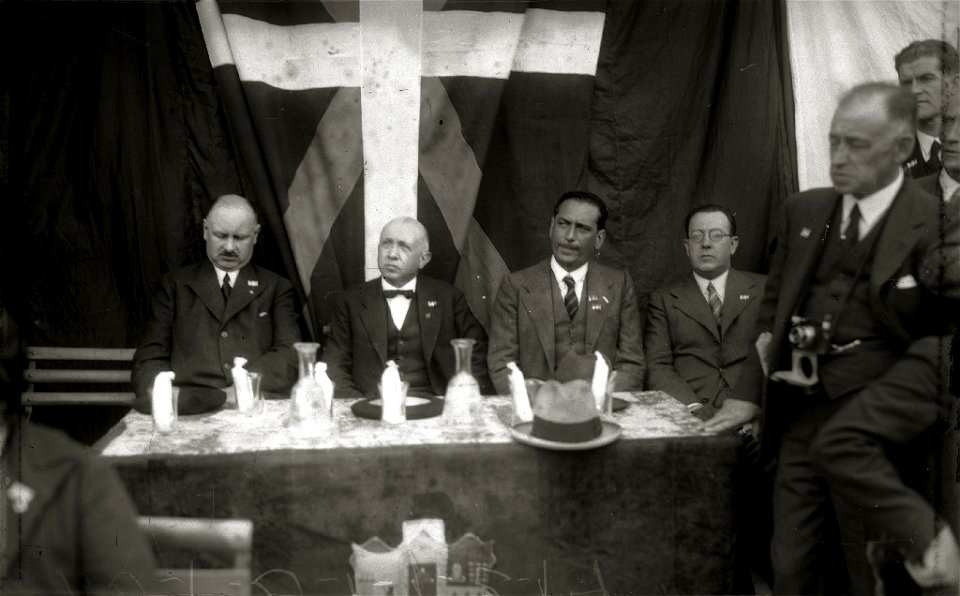 Mitin político en Atotxa (8 de 8) - Fondo Car-Kutxa Fototeka