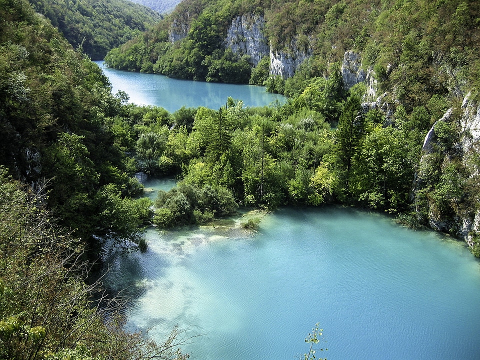 Turquoise-colored lakes at Plitvice Lakes National Park, Croatia