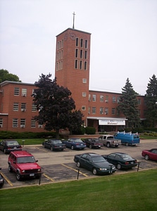Emmaus Bible College Front View in Dubuque, Iowa
