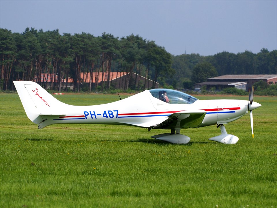 PH-4B7 Aerospool Dynamic WT9 at Hilversum Airport (ICAO EHHV), photo-5