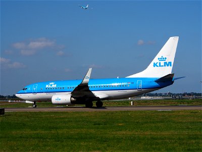 PH-BGP KLM Royal Dutch Airlines Boeing 737-7K2(WL) - cn 38127 taxiing 18july2013 pic-004