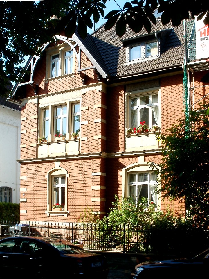 20110520Hindenburgstr63_St_Arnual3