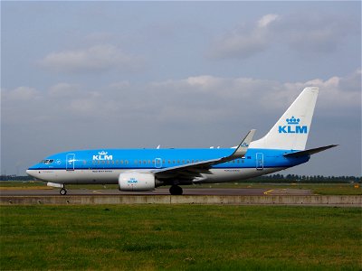 PH-BGP KLM Royal Dutch Airlines Boeing 737-7K2(WL) - cn 38127 taxiing 14july2013 pic3 photo
