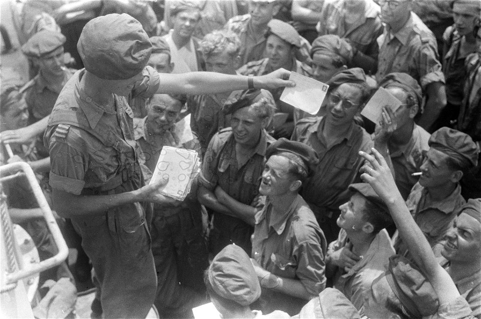 Palembang Op 30 dec arriveerde te Palembang het ss Sloterdijk, met aan boor, Bestanddeelnr 485-5-6