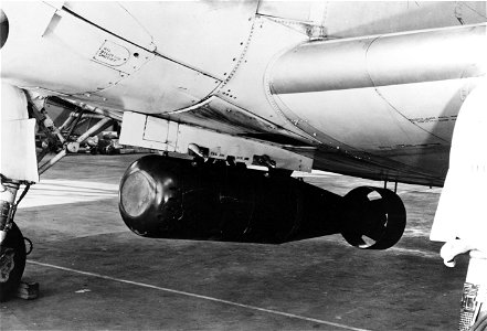 Mk 101 Lulu nuclear depth charge on a AD Skyraider (USN 1052478)