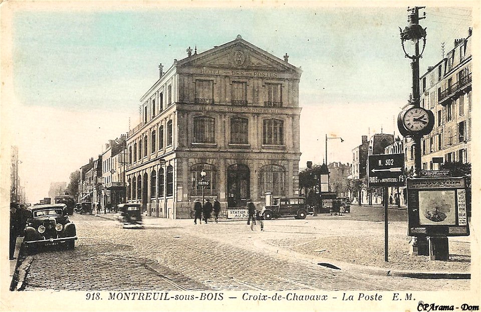 Montreuil-sous-Bois.Croix-de-Chavaux-Station
