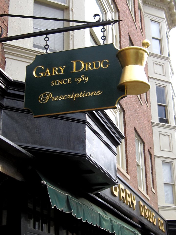2010_CharlesSt_Boston_1204