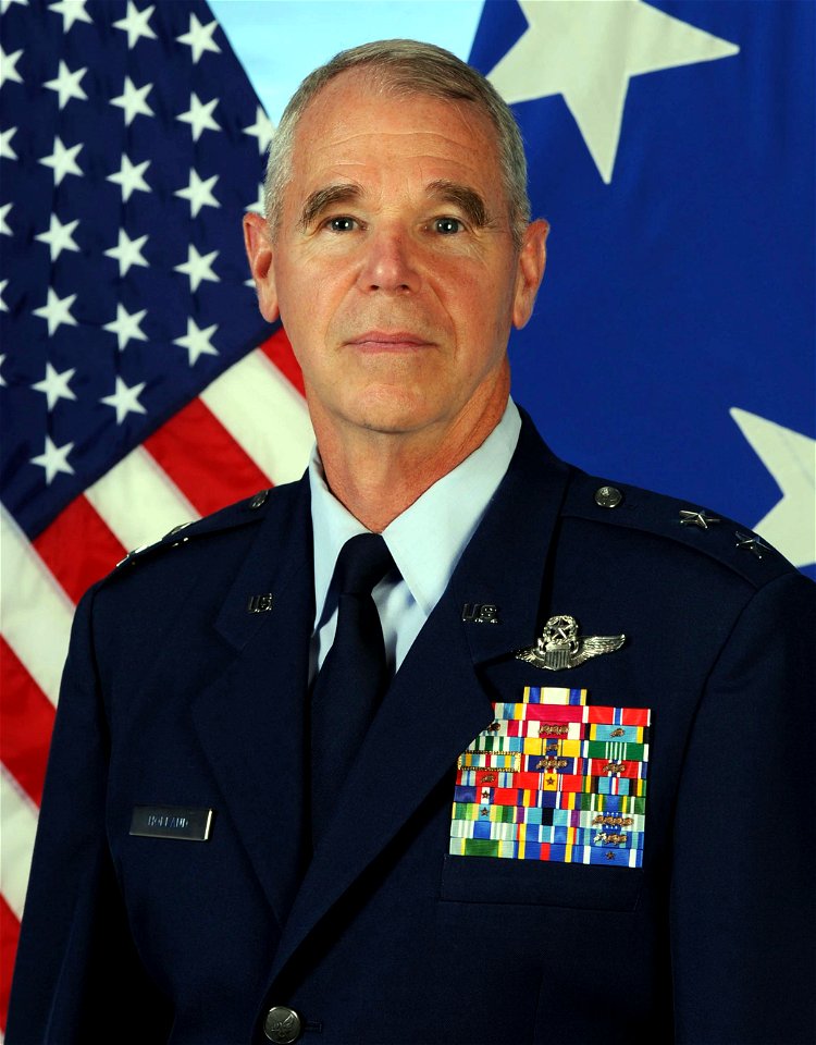 Maj Gen William L. Holland