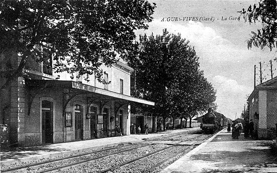 Gare-Aigues-Vives-Intérieur-1900