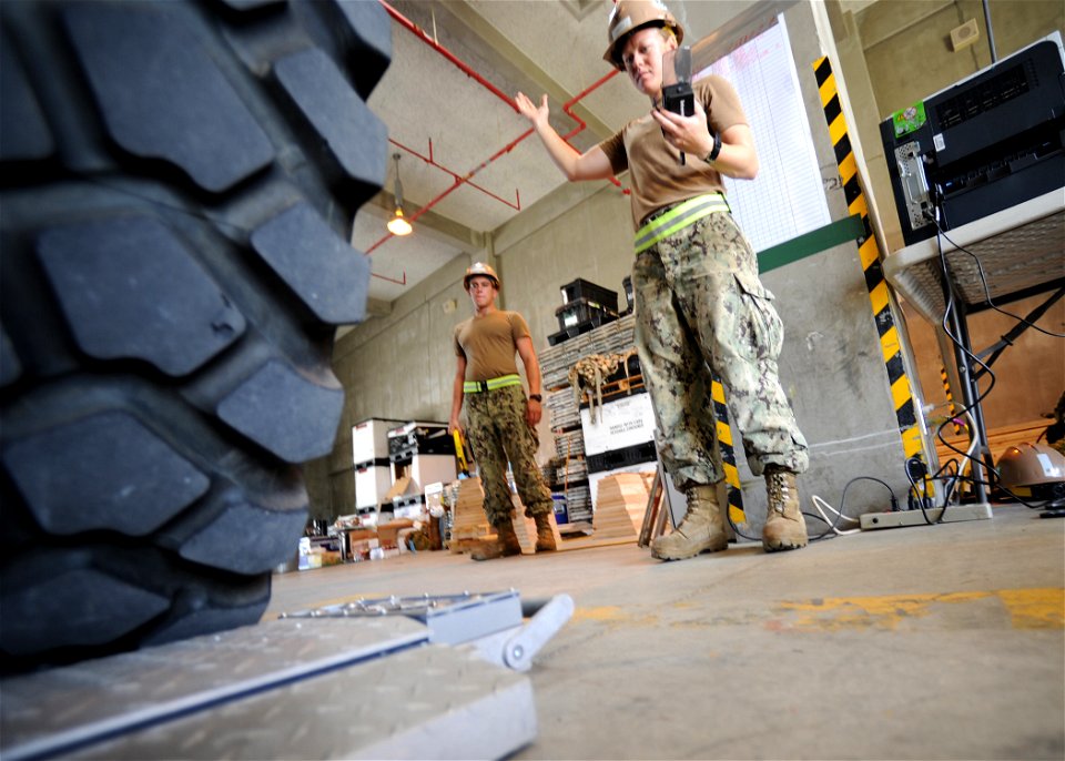 NMCB 3 Pacific Region deployment 130925-N-VN372-021