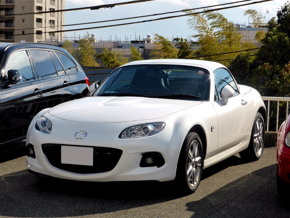 Mazda Roadster RHD (NC) front