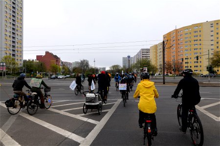TVO stoppen bicycle demonstration Frankfurter Tor 2021-04-25 31 photo