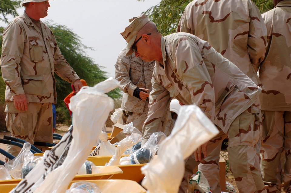 Marines, Sailors hand out supplies to villagers in Petit Douda, Djibouti DVIDS78701