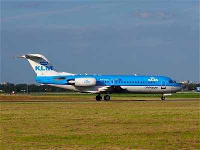 PH-WXC KLM Cityhopper Fokker F70 - cn 11574 pic2 photo