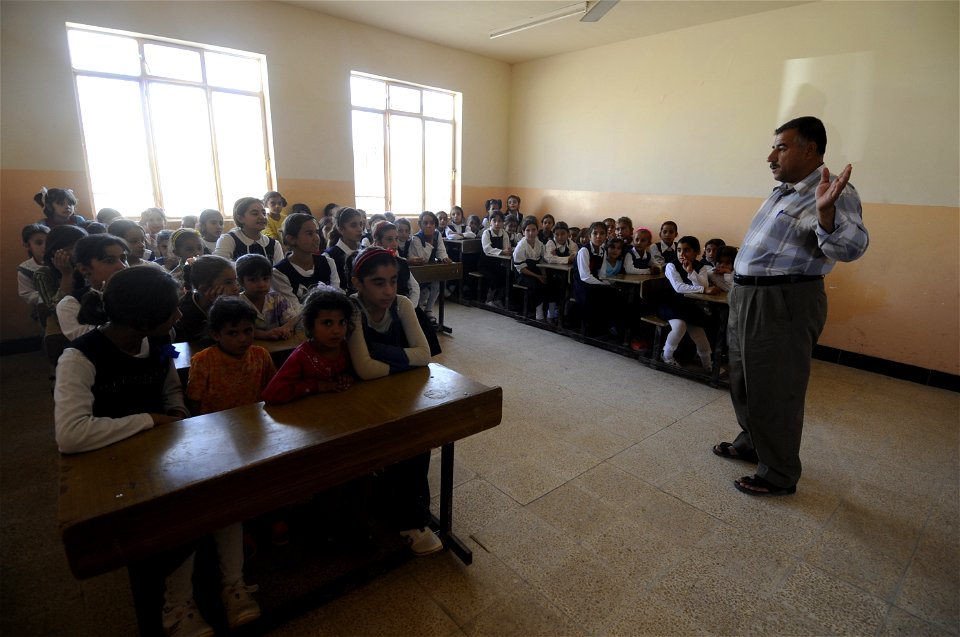 Primary school visit DVIDS218751