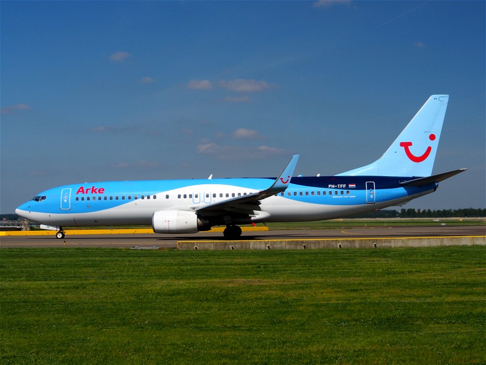 PH-TFF ArkeFly Boeing 737-86N(WL) at Schiphol (AMS - EHAM), The Netherlands, 16may2014, pic-4
