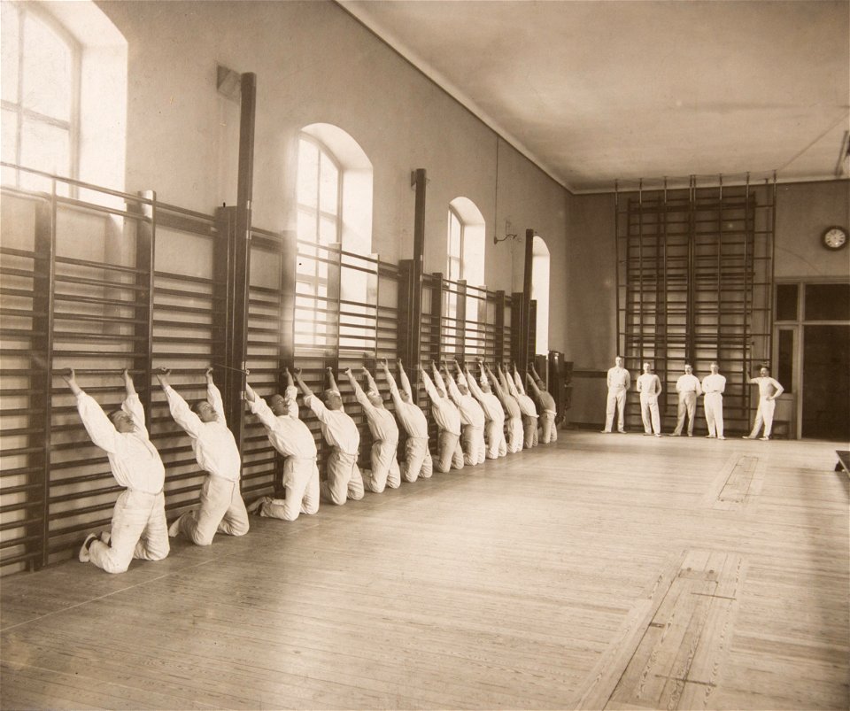 Linggymnastik Gymnastiska Centralinstitutet Stockholm ca 1900, gih0009