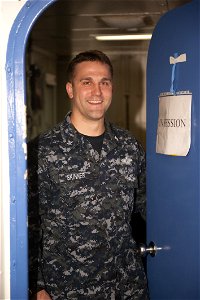 USS BOXER (LHD 4) 131116-N-NS216-005 (11043649076)