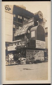 Mammoth cash register built to raise funds for War Savings Stamps program, Meridian and Washington Streets, Indianapolis, Indiana LCCN2018645972 photo