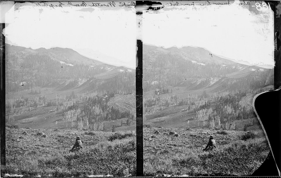 MOUNTAIN RANGE NEAR CASTLE VALLEY & FICH LAKE, ALTITUDE 11575 FEET ABOVE SNOW LINE FROM VOLCANIC PEAK, WASATCH... - NARA - 523953