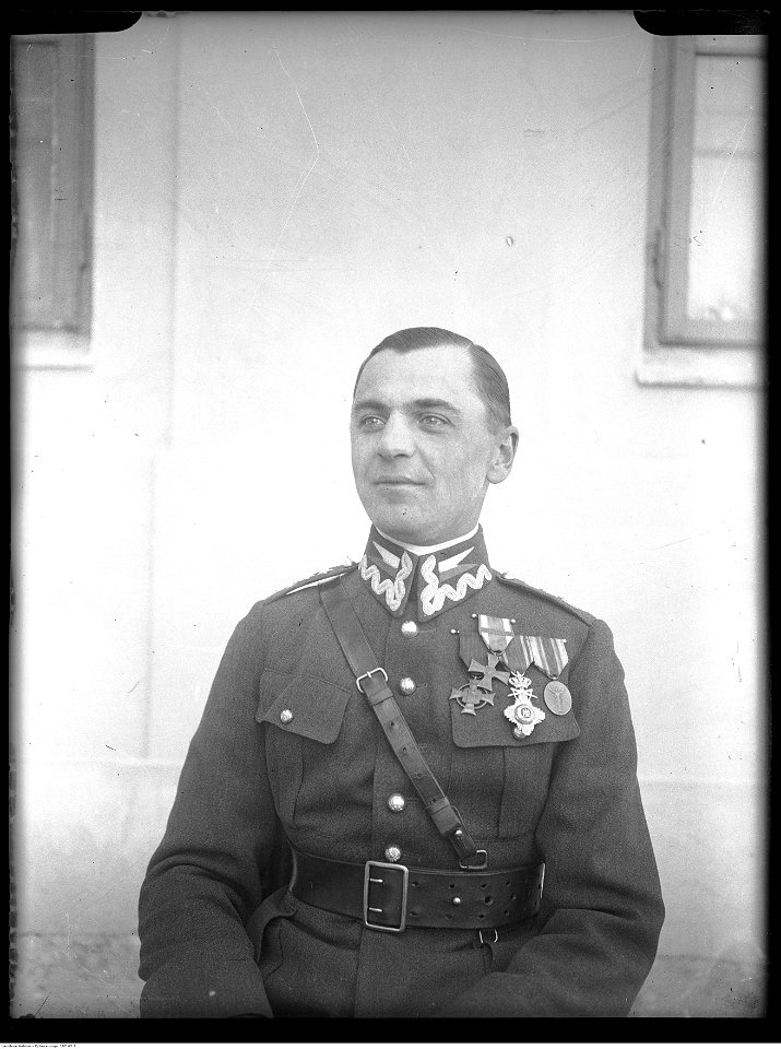 Narcyz Witczak-Witaczyński - Porucznik Makowiecki (107-63-1)