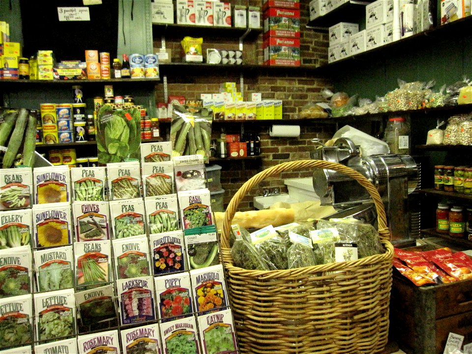 2011_Polcaris_NorthEnd_BostonMA_3172