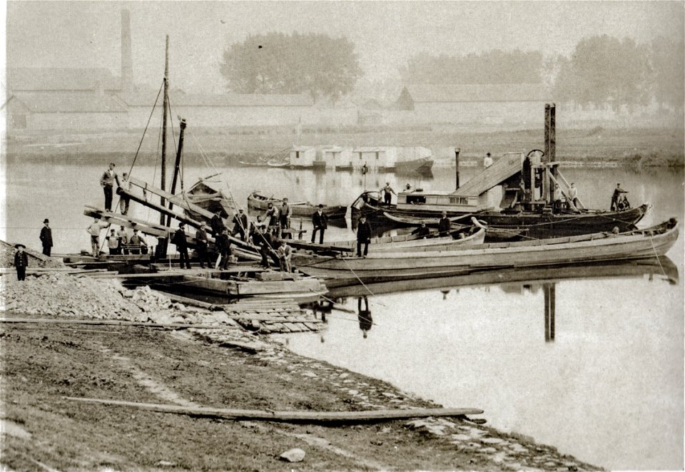Maastricht, aanleg waterleidingbuizen bij de Maas (Th Weynen, 1886)