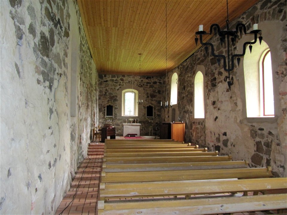 Hägerstads gamla kyrka int1