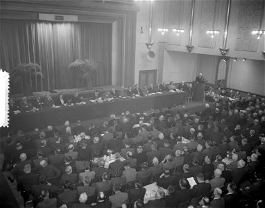 Algemene Vergadering Christelijk Historische Unie in Bellevue, voorzitter H W , Bestanddeelnr 907-6746