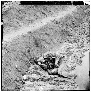 Petersburg, Virginia. Dead Confederate soldier in trenches of Fort Mahone LOC cwpb.02566 photo