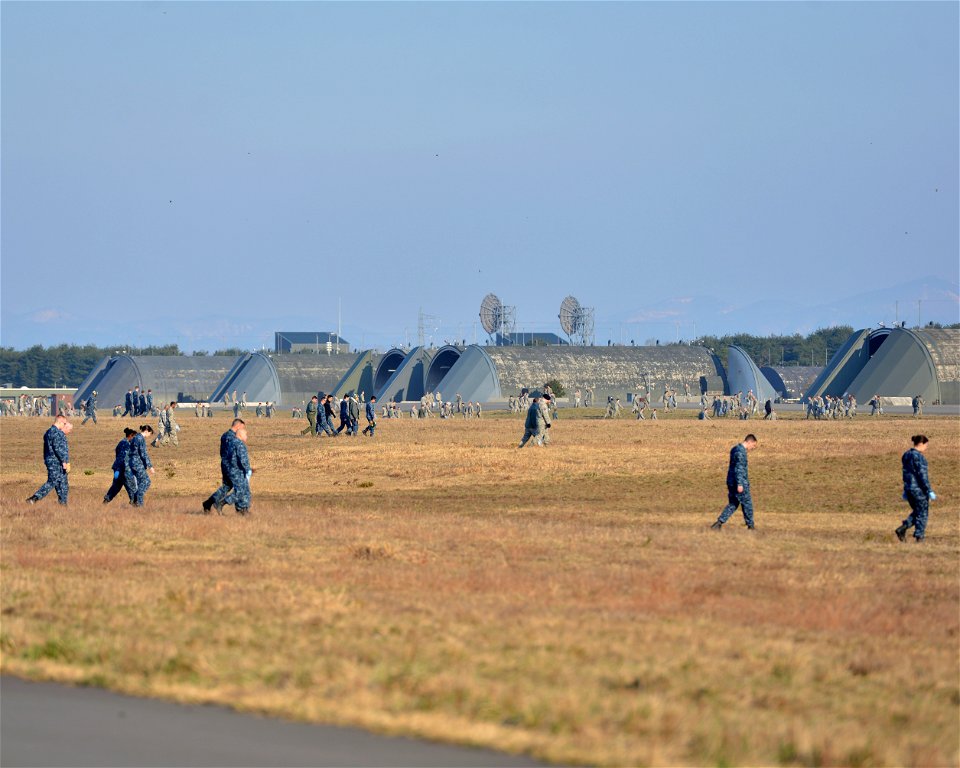 Misawa service members conduct FOD walkdown 140425-N-DP652-186