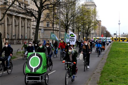 TVO stoppen bicycle demonstration Frankfurter Tor 2021-04-25 05 photo