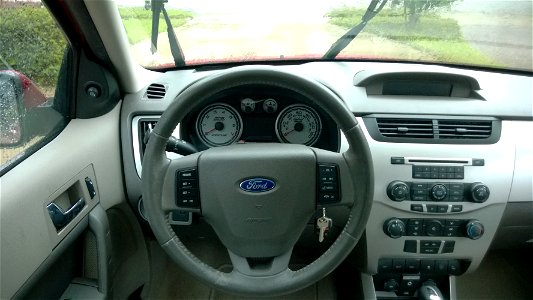 2009FordFocusSES(coupe)Driver'sView photo