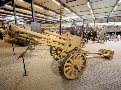Artillery piece in the Overloon War Museum pic2