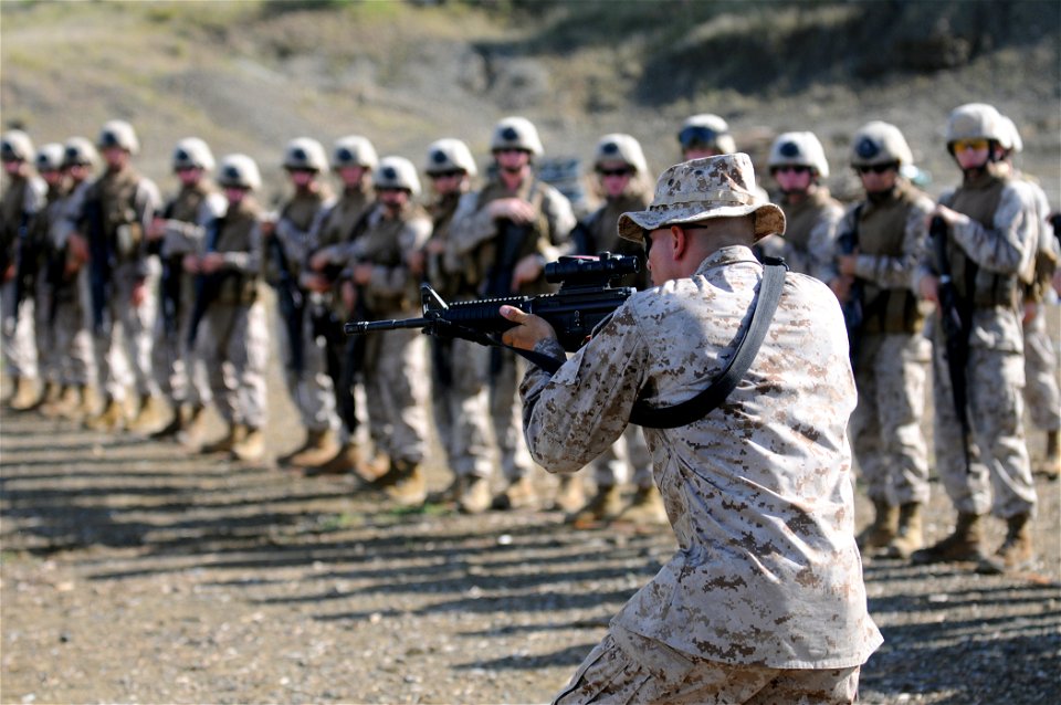 Marine Corps Security Gun Qualification DVIDS286475