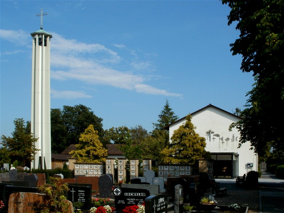 20110826Friedhofskapelle_Kirrlach2