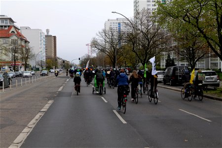 TVO stoppen bicycle demonstration Frankfurter Tor 2021-04-25 13 photo