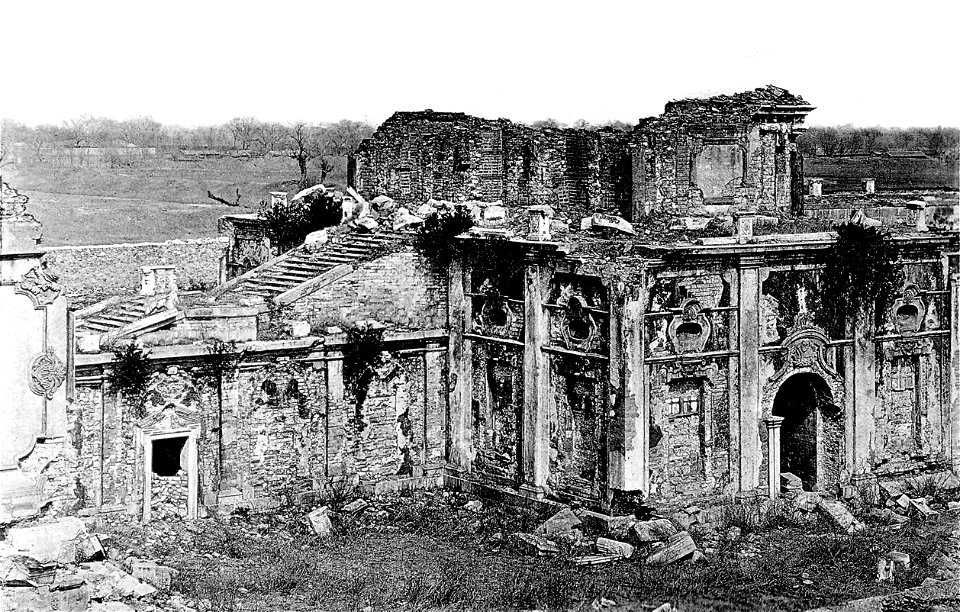 Mittelgebäude im europäischen Stil für die Wasseranlagen von Yüanmingyüan