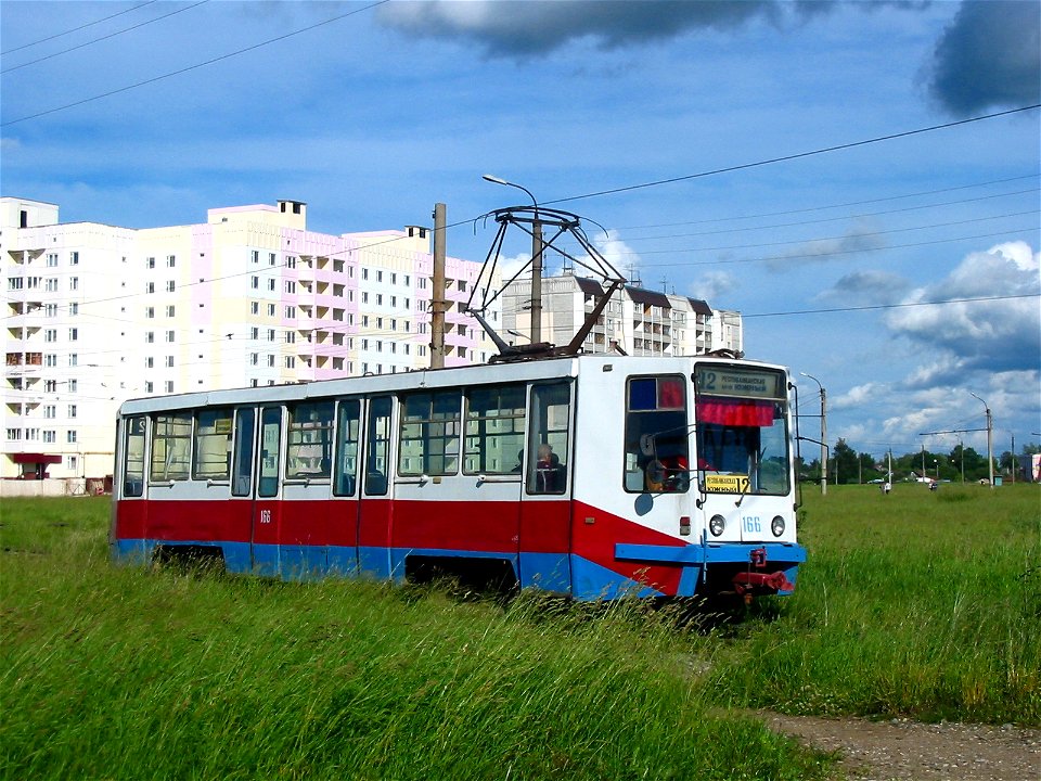Tver tram 166 20050626 150 photo