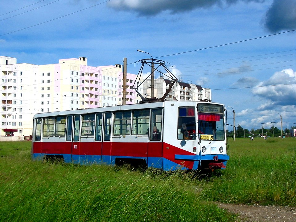 Tver tram 166 20050626 150